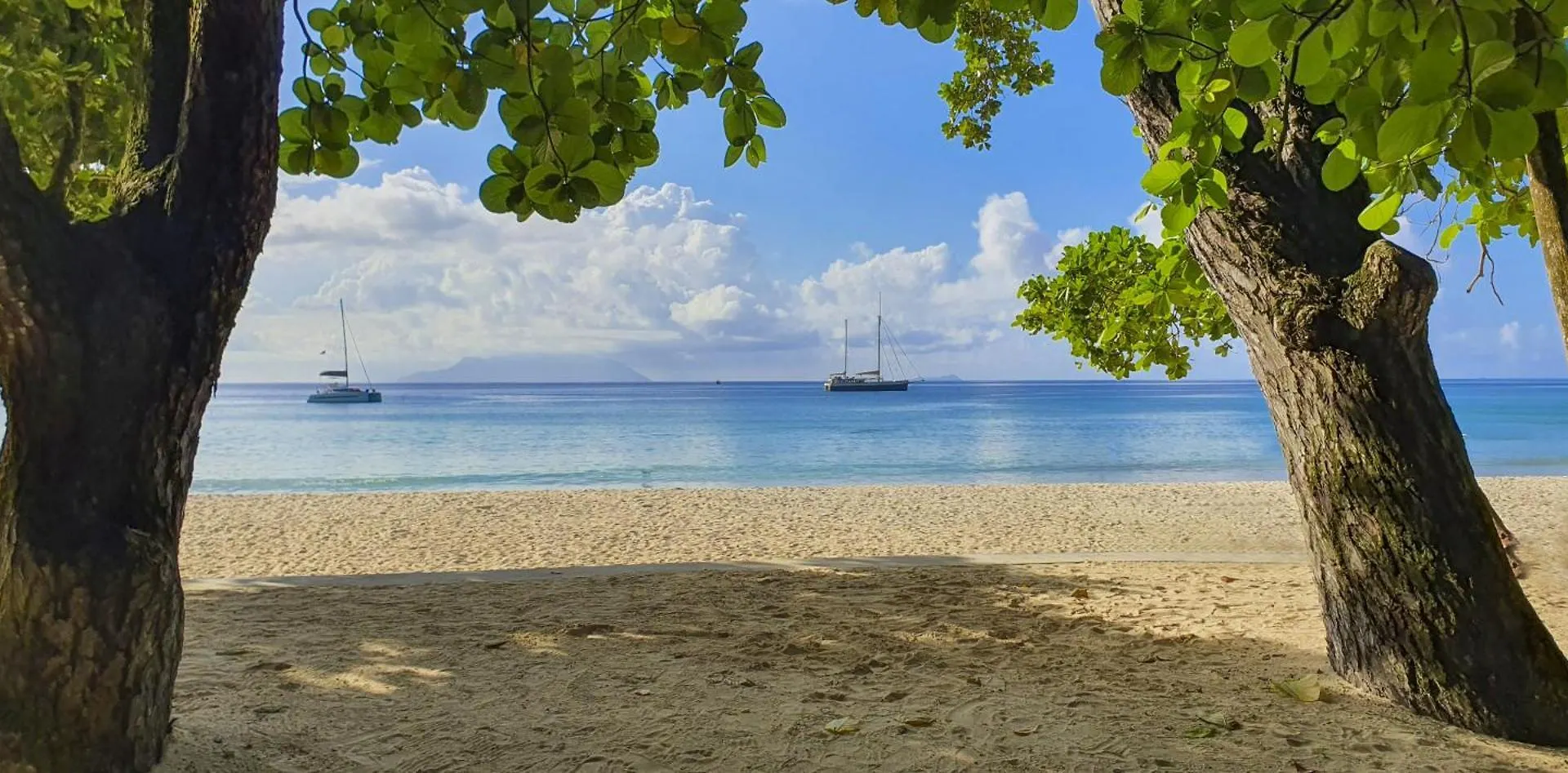 Les Jolies Eaux Villa - Chateau Elysium Beau Vallon